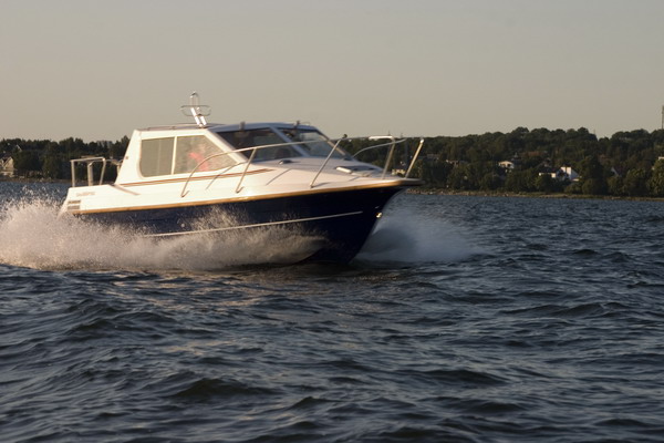 Купить катер COBRA 2500